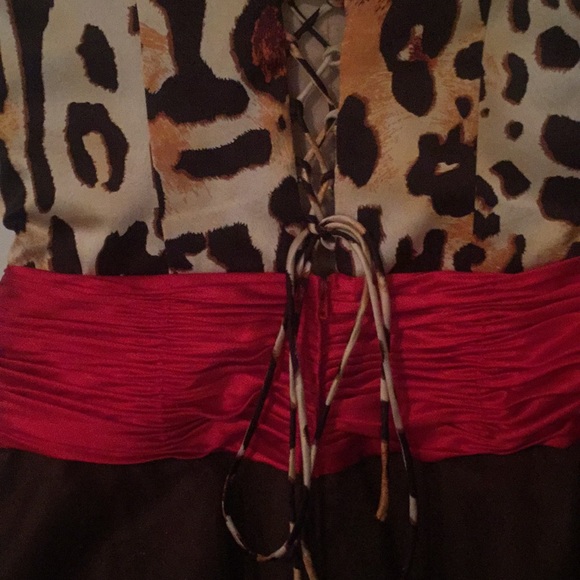 Cocktail dress with animal print and ruffled skirt - Picture 3 of 4